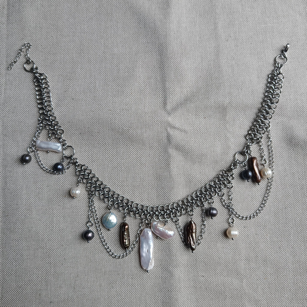 X PEARL NECKLACE