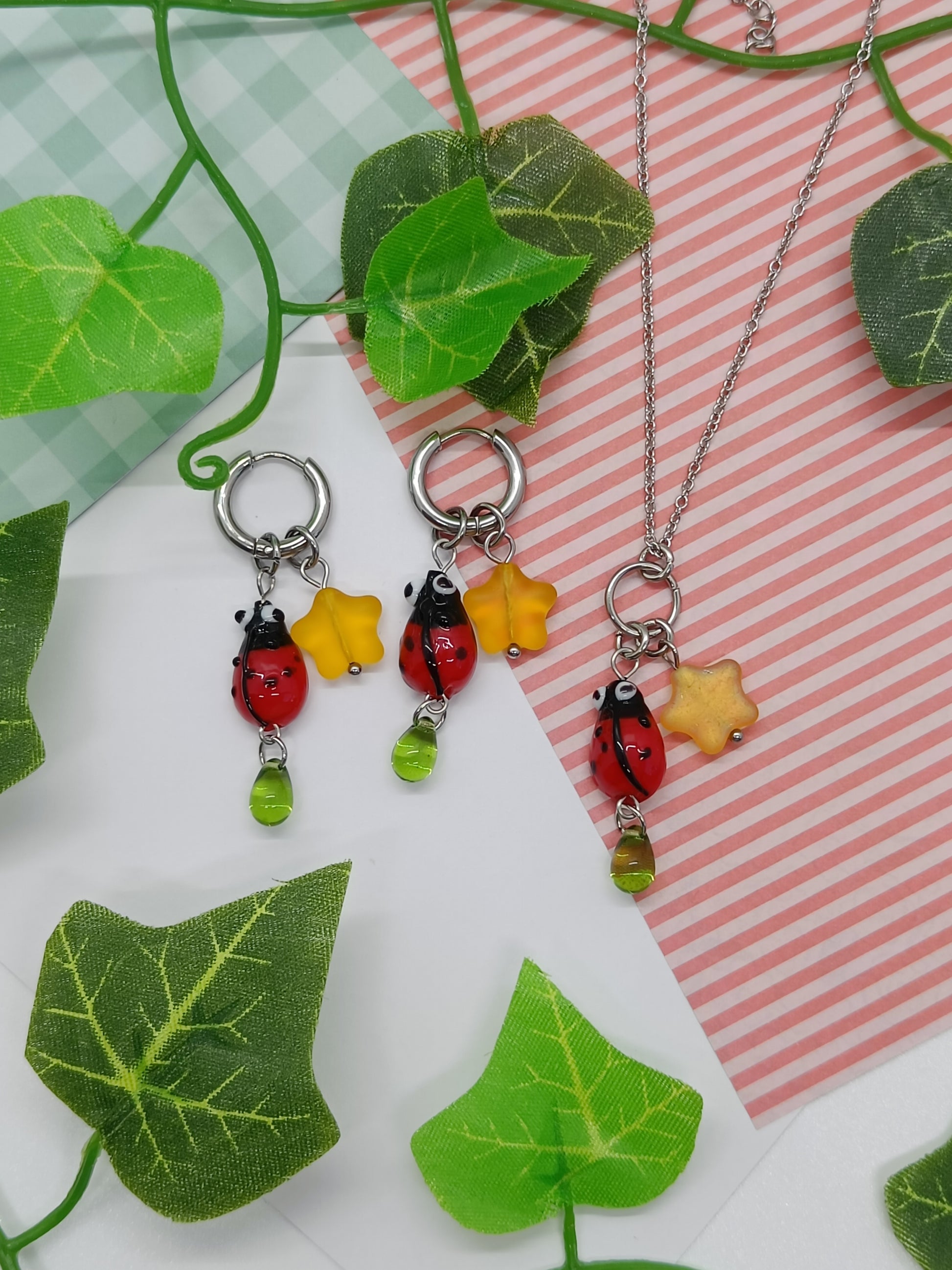 SILLY LADYBUG CHAIN NECKLACE