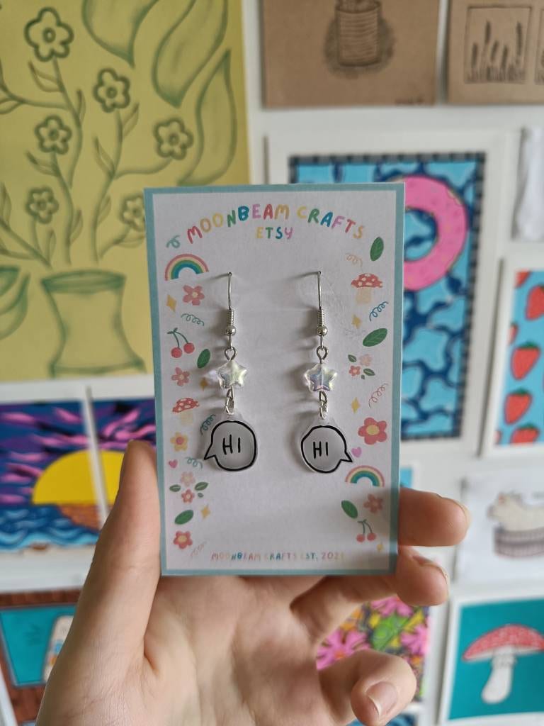 SMALL HEARTSTOPPER EARRINGS